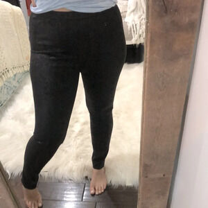 See & Be seen size large snakeskin print pants/leggings